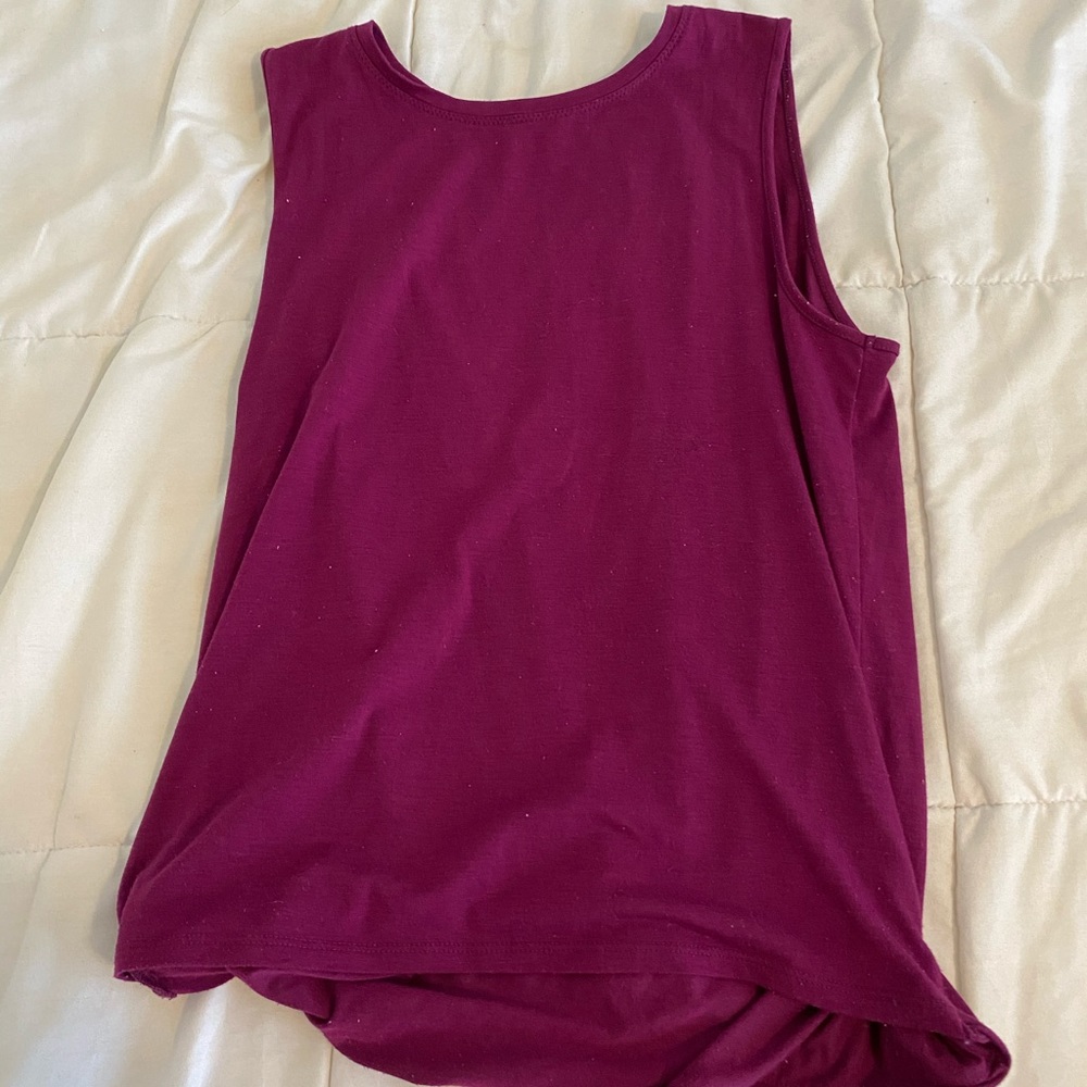 athleta tank top with open back!